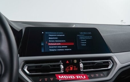BMW 3 серия, 2019 год, 3 260 000 рублей, 22 фотография