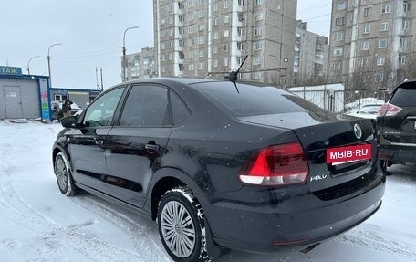 Volkswagen Polo VI (EU Market), 2017 год, 950 000 рублей, 3 фотография