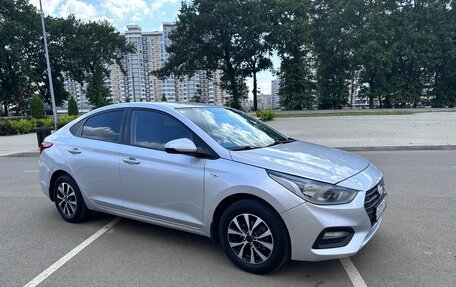Hyundai Solaris II рестайлинг, 2018 год, 1 200 000 рублей, 11 фотография