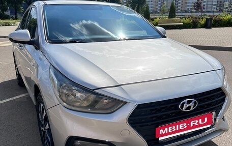 Hyundai Solaris II рестайлинг, 2018 год, 1 200 000 рублей, 16 фотография