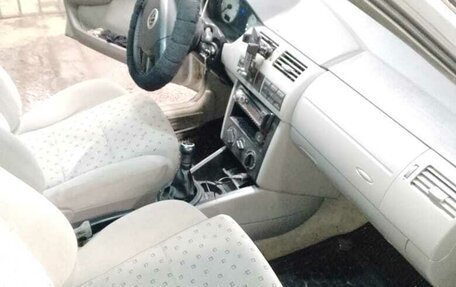 Volkswagen Pointer, 2005 год, 110 000 рублей, 3 фотография