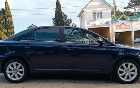 Toyota Avensis III рестайлинг, 2008 год, 750 000 рублей, 2 фотография