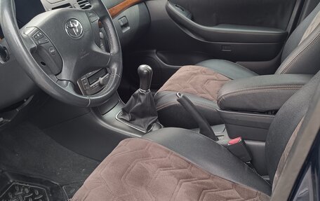 Toyota Avensis III рестайлинг, 2008 год, 750 000 рублей, 15 фотография