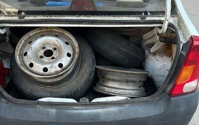 Renault Logan I, 2007 год, 200 000 рублей, 1 фотография