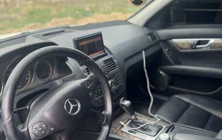 Mercedes-Benz C-Класс, 2010 год, 1 400 000 рублей, 7 фотография