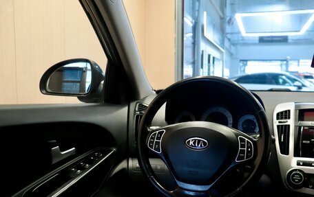 KIA cee'd I рестайлинг, 2009 год, 740 000 рублей, 16 фотография