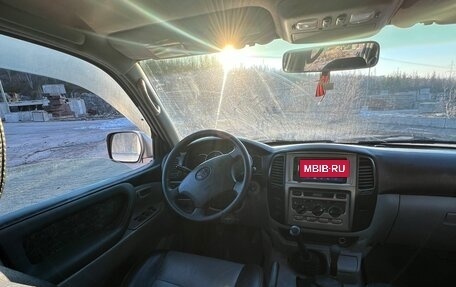 Toyota Land Cruiser 100 рестайлинг 2, 2003 год, 1 350 000 рублей, 19 фотография