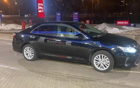 Toyota Camry, 2015 год, 1 890 000 рублей, 9 фотография
