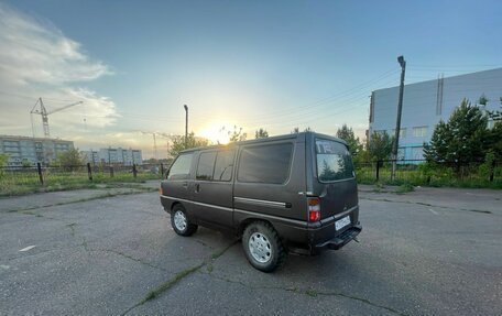Mitsubishi Delica III, 1987 год, 200 000 рублей, 5 фотография