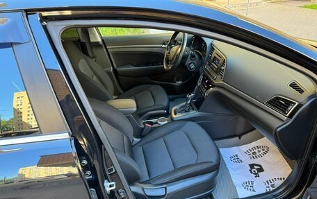 Hyundai Elantra VI рестайлинг, 2017 год, 1 330 000 рублей, 9 фотография