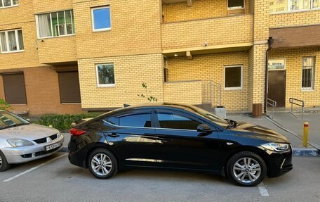 Hyundai Elantra VI рестайлинг, 2017 год, 1 330 000 рублей, 8 фотография