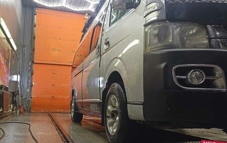 Toyota HiAce H200, 2008 год, 1 250 000 рублей, 14 фотография