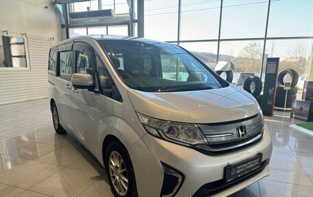 Honda Stepwgn IV, 2016 год, 1 720 000 рублей, 7 фотография