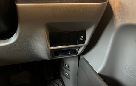 Honda Stepwgn IV, 2016 год, 1 720 000 рублей, 14 фотография