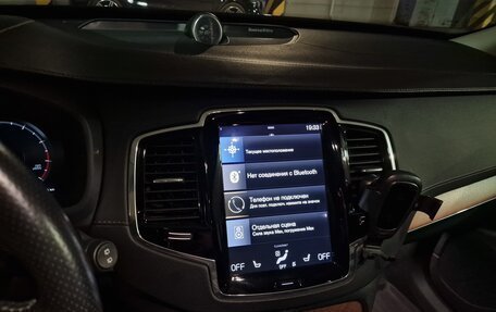 Volvo XC90 II рестайлинг, 2018 год, 4 300 000 рублей, 4 фотография