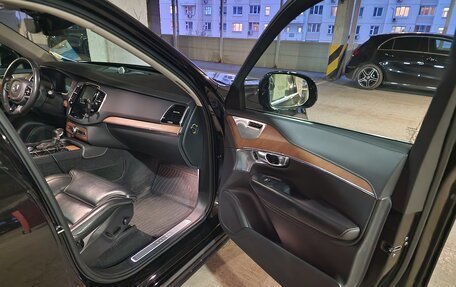 Volvo XC90 II рестайлинг, 2018 год, 4 300 000 рублей, 9 фотография