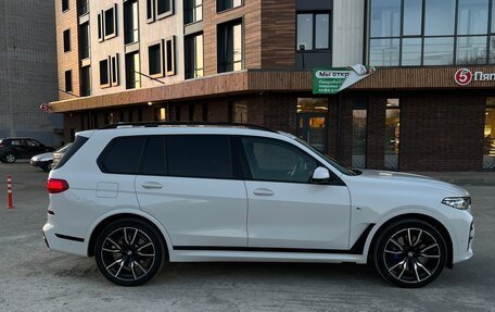 BMW X7, 2021 год, 9 500 000 рублей, 4 фотография
