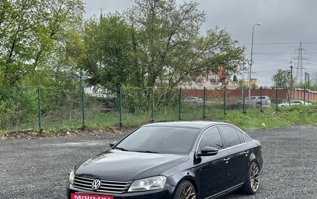 Volkswagen Passat B7, 2011 год, 1 400 000 рублей, 2 фотография