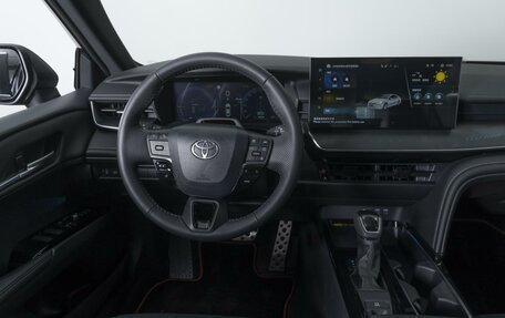 Toyota Camry, 2025 год, 4 400 000 рублей, 13 фотография