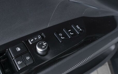 Toyota Camry, 2025 год, 4 400 000 рублей, 25 фотография