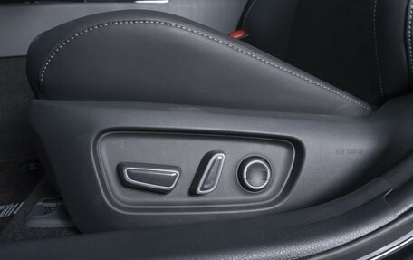 Toyota Camry, 2025 год, 4 400 000 рублей, 26 фотография