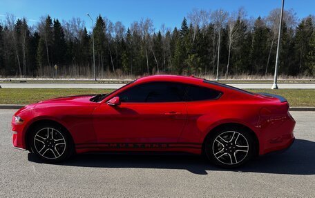 Ford Mustang VI рестайлинг, 2019 год, 2 900 000 рублей, 7 фотография