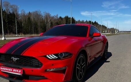 Ford Mustang VI рестайлинг, 2019 год, 2 900 000 рублей, 8 фотография