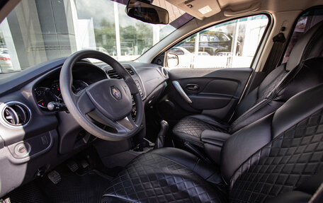 Renault Logan II, 2017 год, 699 000 рублей, 15 фотография