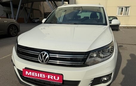 Volkswagen Tiguan I, 2016 год, 1 825 000 рублей, 4 фотография