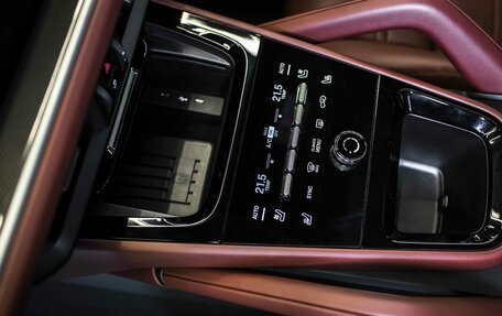 Porsche Cayenne III, 2025 год, 20 000 000 рублей, 19 фотография