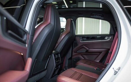 Porsche Cayenne III, 2025 год, 20 000 000 рублей, 21 фотография