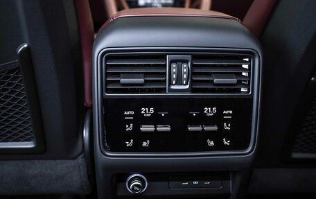 Porsche Cayenne III, 2025 год, 20 000 000 рублей, 23 фотография