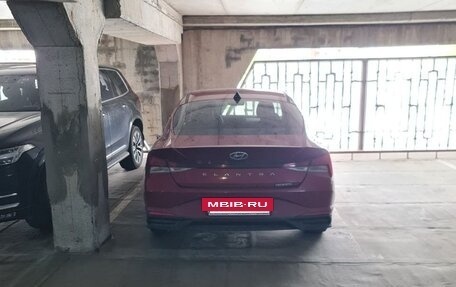 Hyundai Elantra, 2021 год, 2 350 000 рублей, 19 фотография