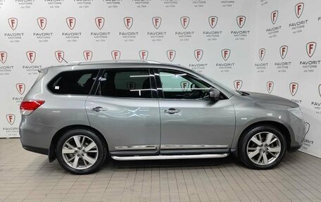 Nissan Pathfinder, 2015 год, 1 899 000 рублей, 4 фотография
