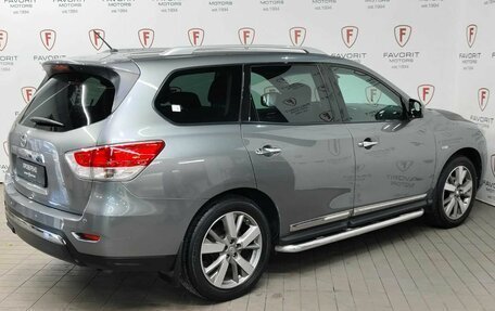 Nissan Pathfinder, 2015 год, 1 899 000 рублей, 6 фотография