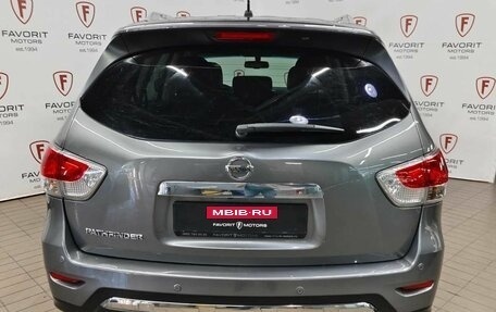 Nissan Pathfinder, 2015 год, 1 899 000 рублей, 3 фотография