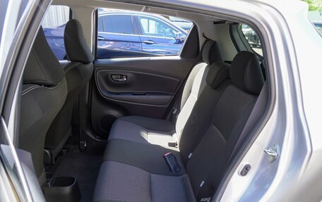Toyota Vitz, 2019 год, 1 170 000 рублей, 7 фотография