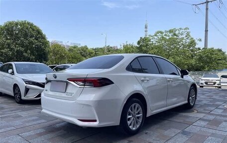 Toyota Corolla, 2022 год, 1 830 000 рублей, 4 фотография