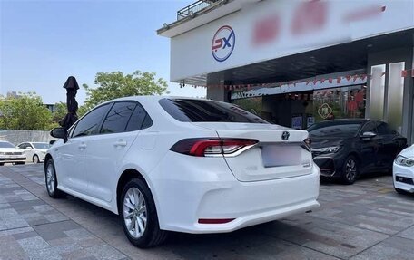 Toyota Corolla, 2022 год, 1 830 000 рублей, 6 фотография