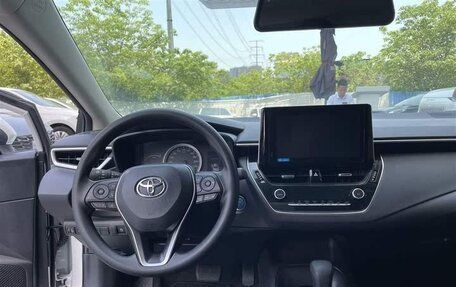 Toyota Corolla, 2022 год, 1 830 000 рублей, 14 фотография