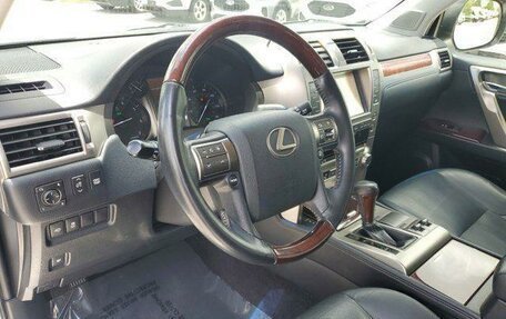 Lexus GX II, 2019 год, 5 600 000 рублей, 14 фотография