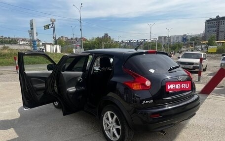 Nissan Juke II, 2010 год, 999 999 рублей, 14 фотография