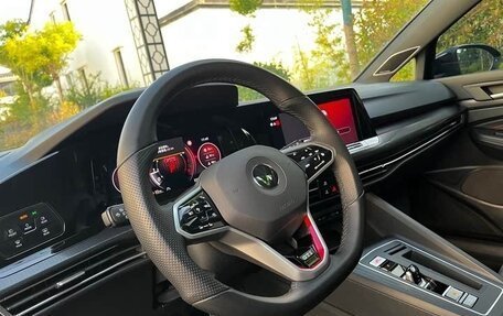 Volkswagen Golf GTI, 2021 год, 2 759 000 рублей, 13 фотография