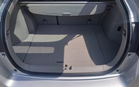 Honda Insight II рестайлинг, 2009 год, 750 000 рублей, 15 фотография