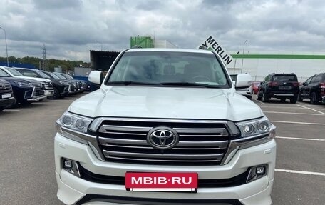 Toyota Land Cruiser 200, 2015 год, 5 200 000 рублей, 2 фотография