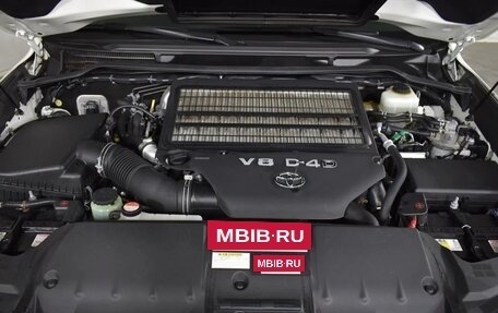 Toyota Land Cruiser 200, 2015 год, 5 200 000 рублей, 9 фотография