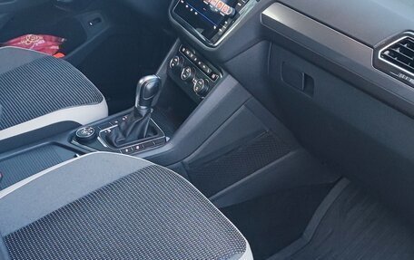 Volkswagen Tiguan II, 2019 год, 3 500 000 рублей, 10 фотография