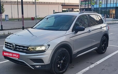 Volkswagen Tiguan II, 2019 год, 3 500 000 рублей, 3 фотография