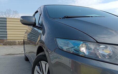 Honda Insight II рестайлинг, 2009 год, 1 100 000 рублей, 3 фотография