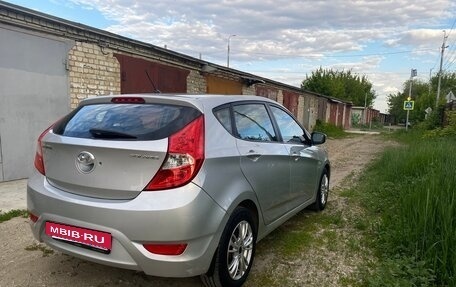Hyundai Solaris II рестайлинг, 2012 год, 950 000 рублей, 5 фотография